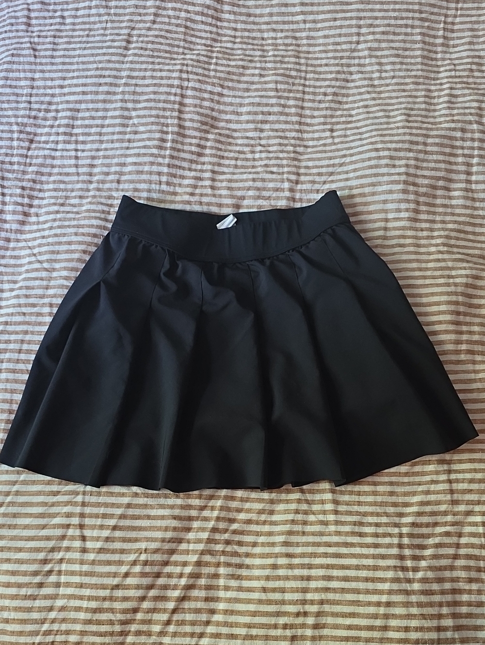 Fabletics Black Flared Skirt – Women's Classic A‑Line